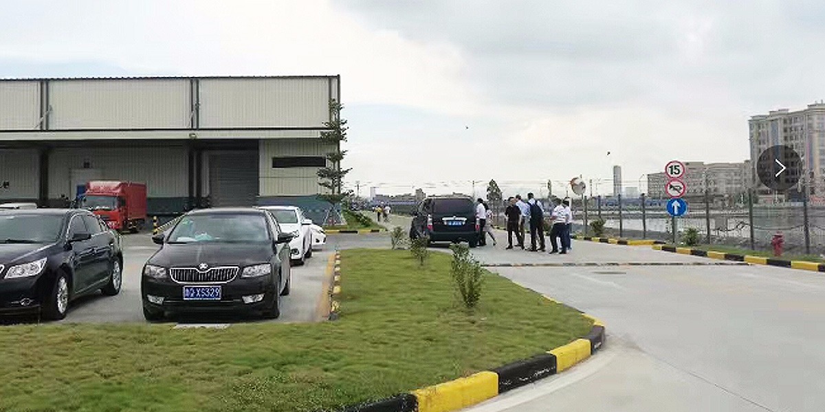 巨正源科技（項(xiàng)目內(nèi)容：高清監(jiān)控系統(tǒng)、公共布線、網(wǎng)絡(luò)、電話點(diǎn)安裝）